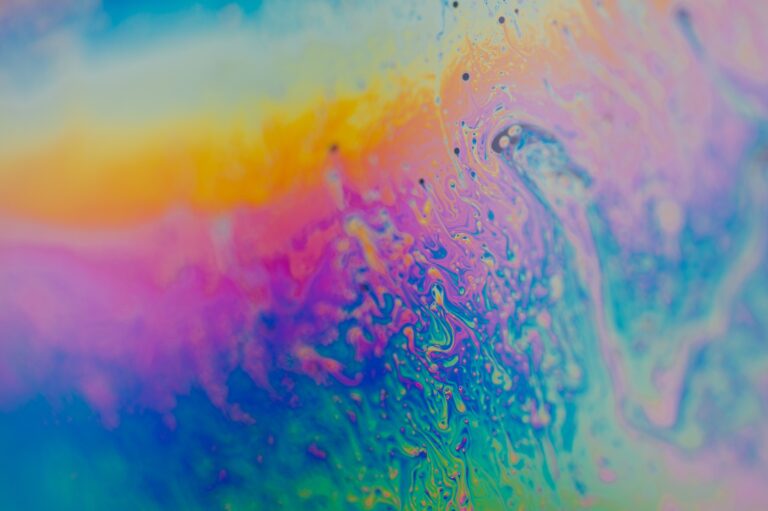 What's the Difference Between Dyes and Pigments? A Complete Overview